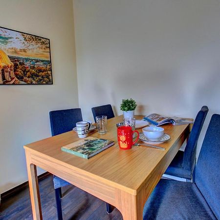 1Bd Nest In The Heart Of A Traditional 소피아 외부 사진